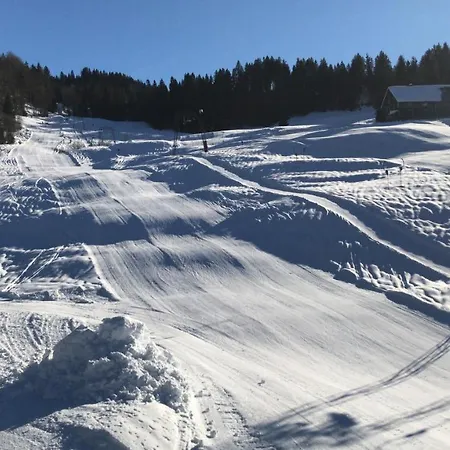アパート Morgentau Am Rande Der Wildnis Sibratsgfäll